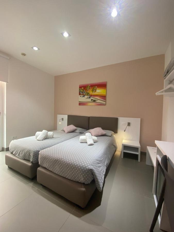 Hotel Aurora & Appartamenti Torbole Sul Garda Luaran gambar