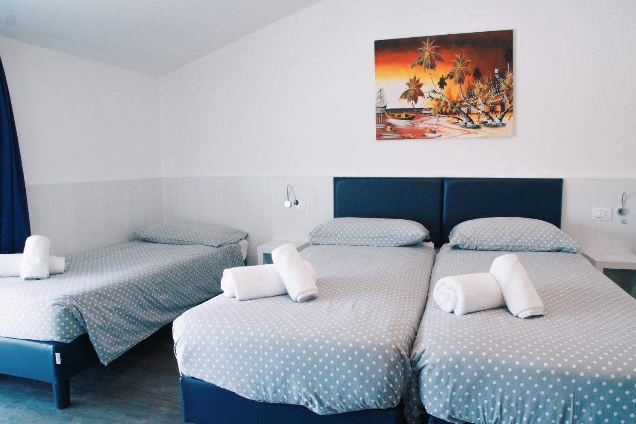 Hotel Aurora & Appartamenti Torbole Sul Garda Luaran gambar