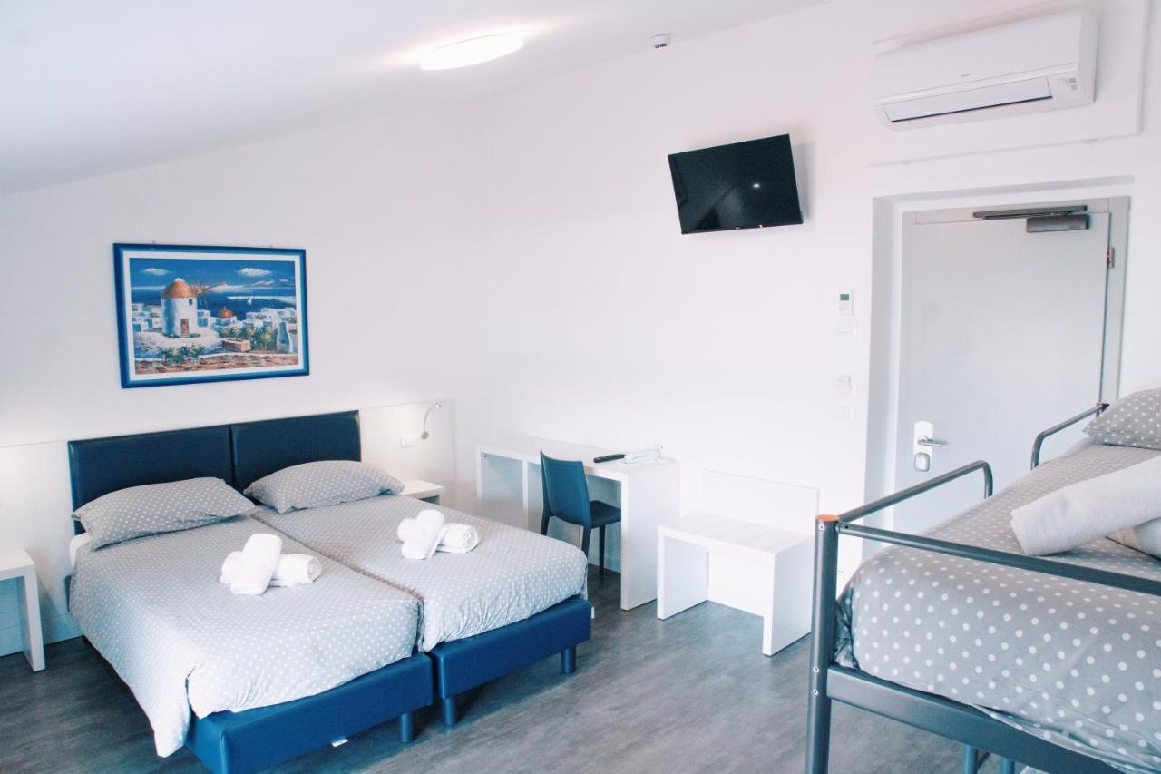Hotel Aurora & Appartamenti Torbole Sul Garda Luaran gambar